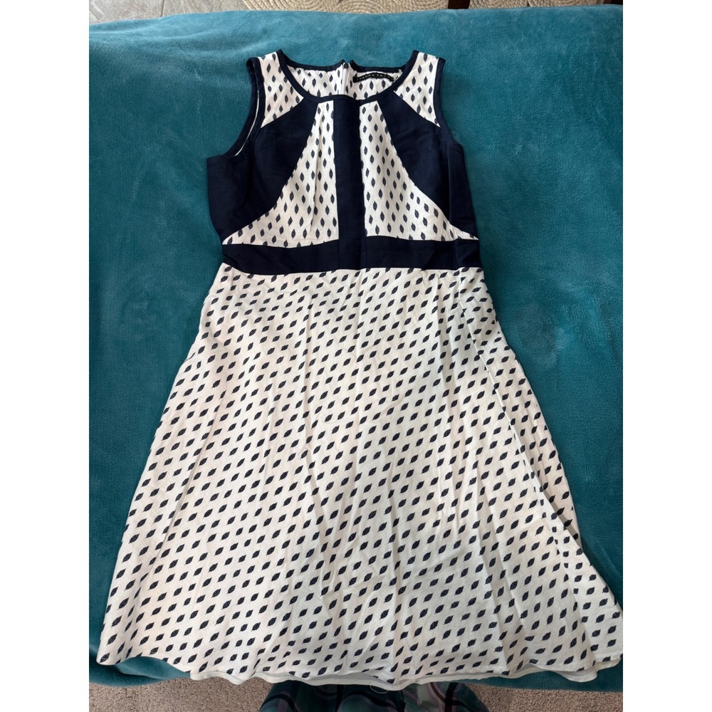 Ivanka Trump‎ Navy Blue White Diamond Print Colorblock Fit & Flare Dress Size 4
